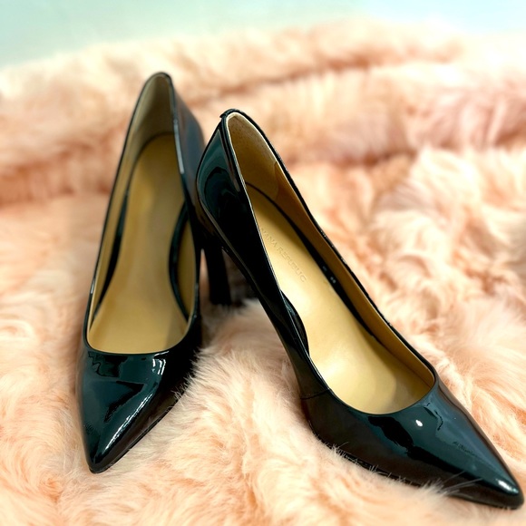 Banana Republic block heel black patent size 6 - Picture 1 of 3